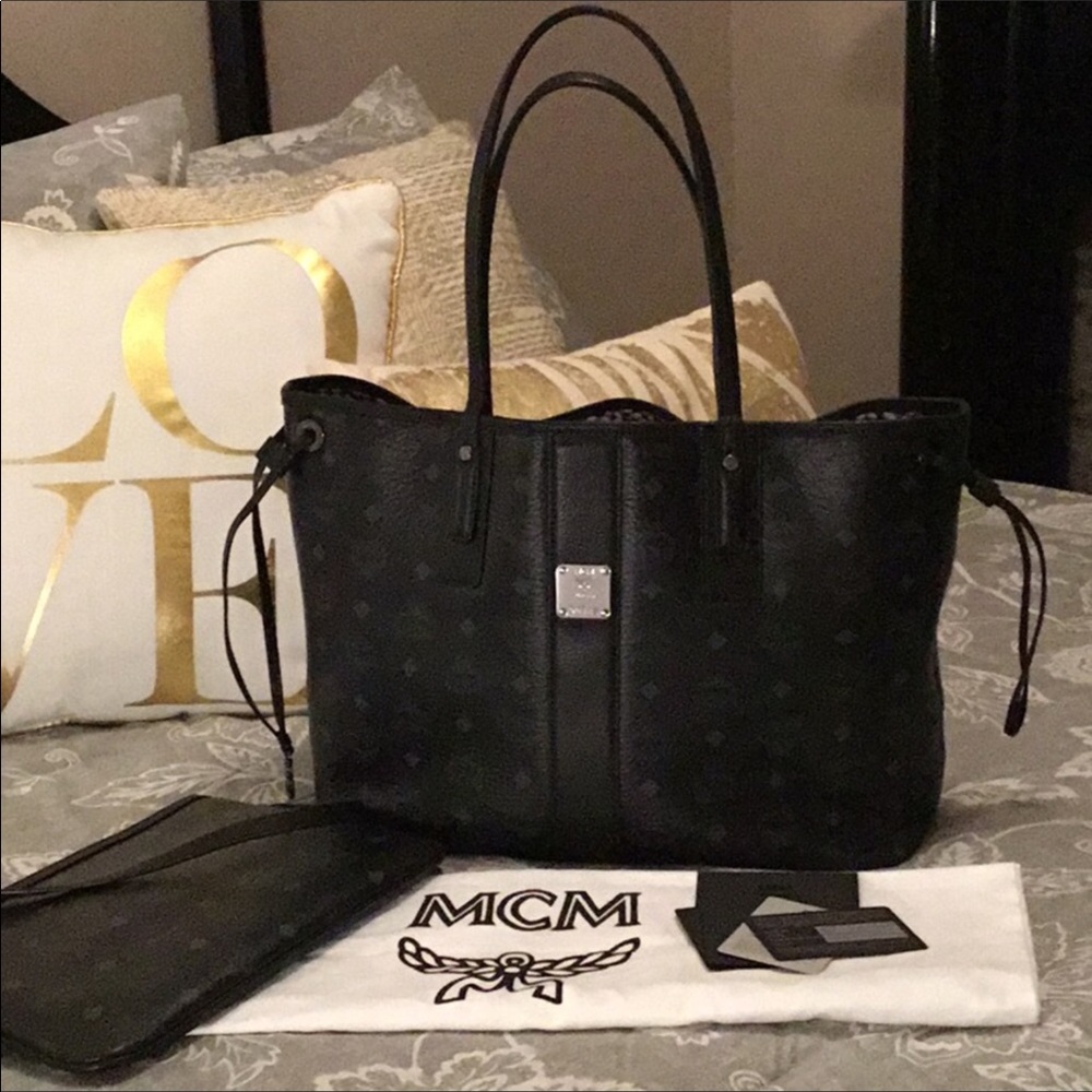 MCM MEDIUM LIZ REVERSIBLE SHOPPER